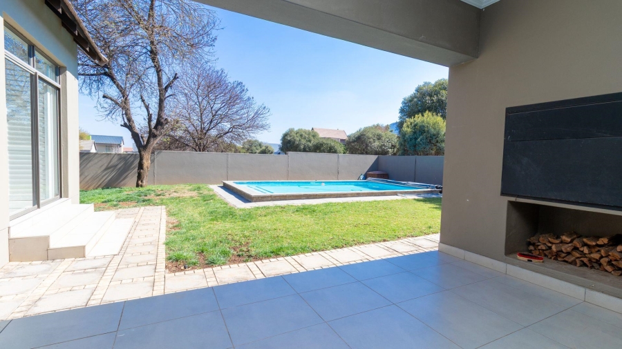 4 Bedroom Property for Sale in Leloko North West